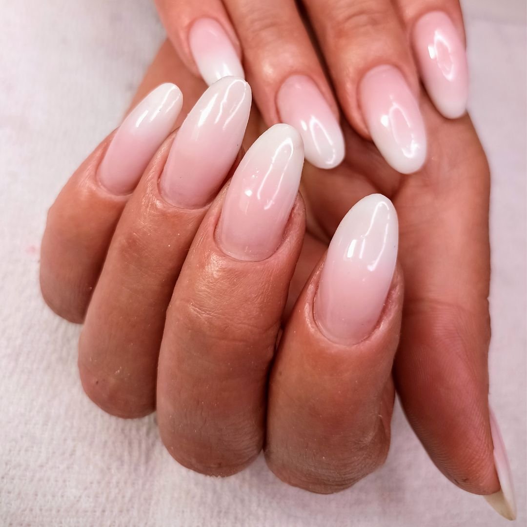 Unhas de Gel, Almond Baby Boomer